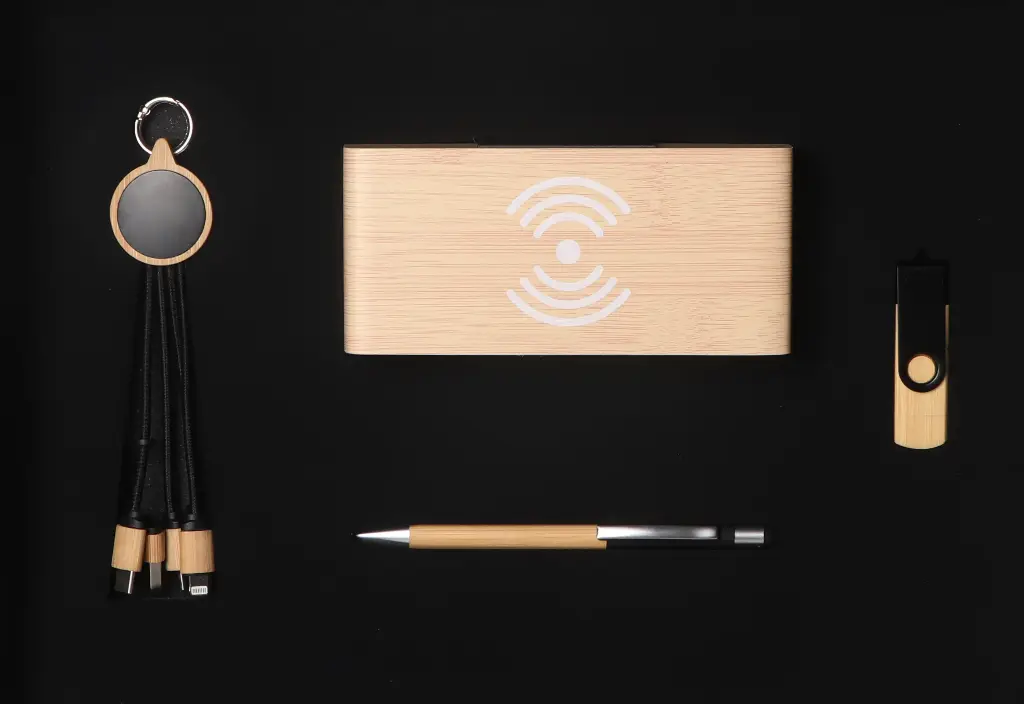 ست مدیرتی(ساعت رومیزی - خودکار-فلش-تبدیل)127